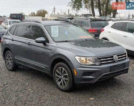 Серый Фольксваген Тигуан, объемом двигателя 1.98 л и пробегом 105 тыс. км за 17950 $, фото 9 на Automoto.ua
