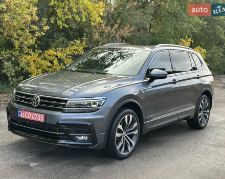 Серый Фольксваген Тигуан, объемом двигателя 2 л и пробегом 87 тыс. км за 25500 $, фото 2 на Automoto.ua