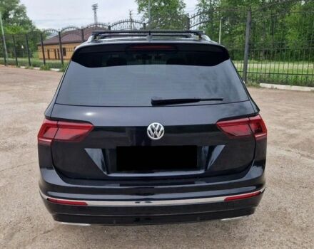 Серый Фольксваген Тигуан, объемом двигателя 2 л и пробегом 97 тыс. км за 11000 $, фото 5 на Automoto.ua