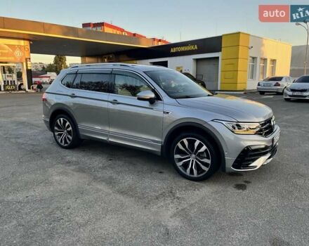 Сірий Фольксваген Тігуан, об'ємом двигуна 1.98 л та пробігом 118 тис. км за 28000 $, фото 46 на Automoto.ua