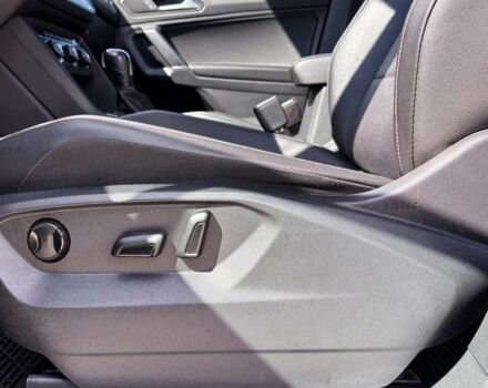 Сірий Фольксваген Тігуан, об'ємом двигуна 0 л та пробігом 54 тис. км за 10900 $, фото 11 на Automoto.ua