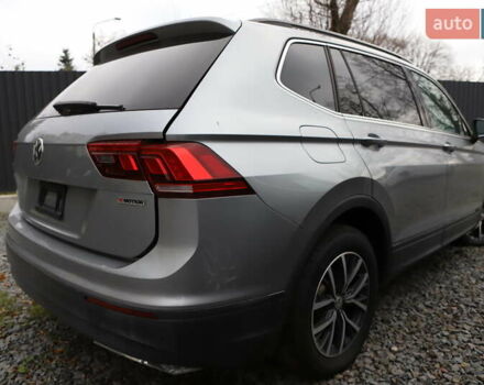 Сірий Фольксваген Тігуан, об'ємом двигуна 1.98 л та пробігом 110 тис. км за 11899 $, фото 8 на Automoto.ua