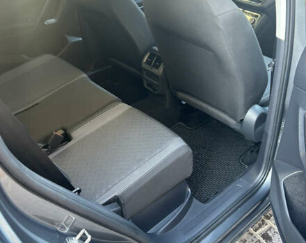 Сірий Фольксваген Тігуан, об'ємом двигуна 1.98 л та пробігом 68 тис. км за 17000 $, фото 8 на Automoto.ua