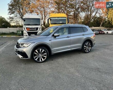 Сірий Фольксваген Тігуан, об'ємом двигуна 1.98 л та пробігом 118 тис. км за 28000 $, фото 40 на Automoto.ua