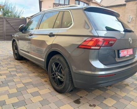 Серый Фольксваген Тигуан, объемом двигателя 2 л и пробегом 150 тыс. км за 26000 $, фото 1 на Automoto.ua