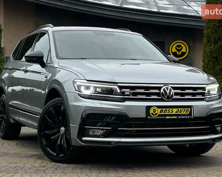 Серый Фольксваген Тигуан, объемом двигателя 1.98 л и пробегом 101 тыс. км за 23900 $, фото 1 на Automoto.ua