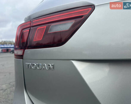 Серый Фольксваген Тигуан, объемом двигателя 1.97 л и пробегом 110 тыс. км за 24999 $, фото 40 на Automoto.ua
