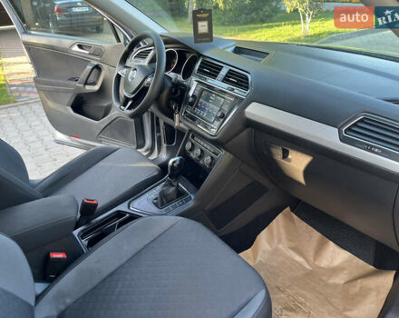 Сірий Фольксваген Тігуан, об'ємом двигуна 1.98 л та пробігом 182 тис. км за 16950 $, фото 18 на Automoto.ua