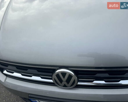 Серый Фольксваген Тигуан, объемом двигателя 1.97 л и пробегом 110 тыс. км за 24999 $, фото 11 на Automoto.ua