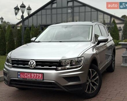 Сірий Фольксваген Тігуан, об'ємом двигуна 1.98 л та пробігом 173 тис. км за 16999 $, фото 4 на Automoto.ua