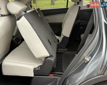 Сірий Фольксваген Тігуан, об'ємом двигуна 2 л та пробігом 212 тис. км за 16900 $, фото 58 на Automoto.ua