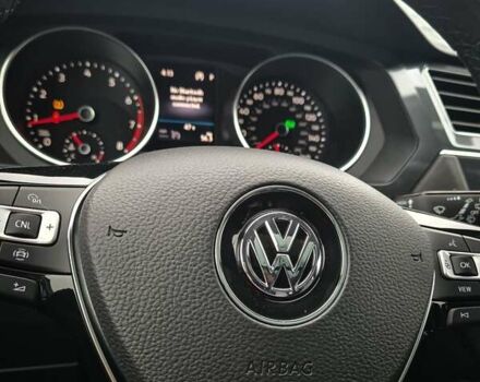 Серый Фольксваген Тигуан, объемом двигателя 2 л и пробегом 122 тыс. км за 20500 $, фото 14 на Automoto.ua