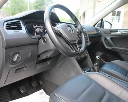 Сірий Фольксваген Тігуан, об'ємом двигуна 2 л та пробігом 35 тис. км за 21000 $, фото 7 на Automoto.ua