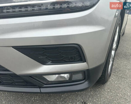 Серый Фольксваген Тигуан, объемом двигателя 1.97 л и пробегом 110 тыс. км за 24999 $, фото 8 на Automoto.ua