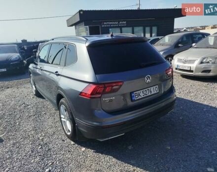 Сірий Фольксваген Тігуан, об'ємом двигуна 1.98 л та пробігом 86 тис. км за 17999 $, фото 6 на Automoto.ua