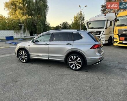 Сірий Фольксваген Тігуан, об'ємом двигуна 1.98 л та пробігом 118 тис. км за 28000 $, фото 38 на Automoto.ua
