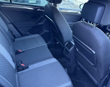 Серый Фольксваген Тигуан, объемом двигателя 1.97 л и пробегом 144 тыс. км за 26000 $, фото 13 на Automoto.ua