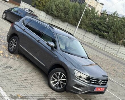 Серый Фольксваген Тигуан, объемом двигателя 2 л и пробегом 107 тыс. км за 19599 $, фото 13 на Automoto.ua
