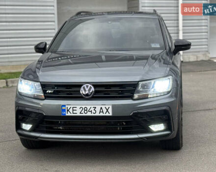 Серый Фольксваген Тигуан, объемом двигателя 1.98 л и пробегом 98 тыс. км за 24900 $, фото 5 на Automoto.ua