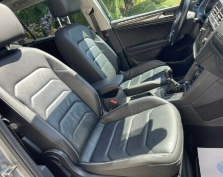 Серый Фольксваген Тигуан, объемом двигателя 2 л и пробегом 40 тыс. км за 23000 $, фото 8 на Automoto.ua