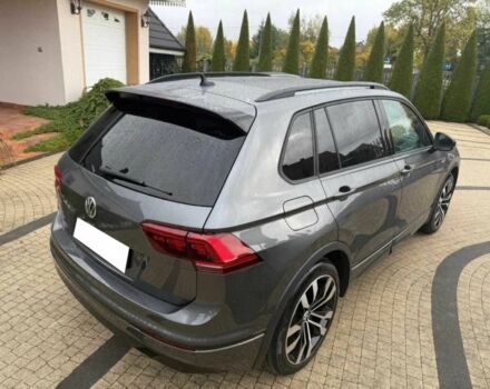 Сірий Фольксваген Тігуан, об'ємом двигуна 2 л та пробігом 55 тис. км за 19000 $, фото 3 на Automoto.ua