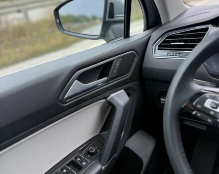 Серый Фольксваген Тигуан, объемом двигателя 1.98 л и пробегом 147 тыс. км за 22500 $, фото 9 на Automoto.ua