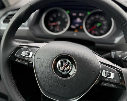 Серый Фольксваген Тигуан, объемом двигателя 1.98 л и пробегом 147 тыс. км за 22500 $, фото 10 на Automoto.ua