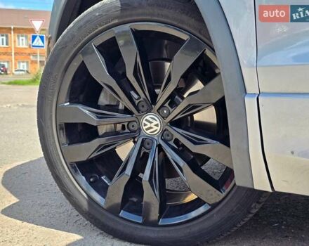 Серый Фольксваген Тигуан, объемом двигателя 1.98 л и пробегом 95 тыс. км за 21200 $, фото 25 на Automoto.ua