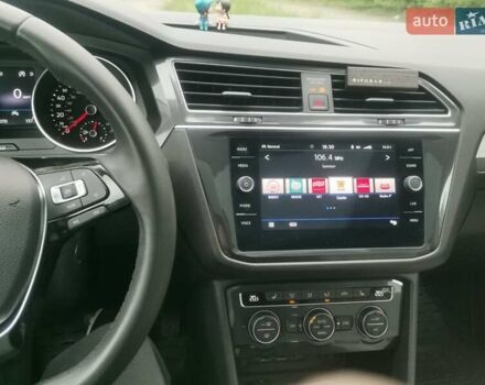 Серый Фольксваген Тигуан, объемом двигателя 1.98 л и пробегом 63 тыс. км за 25400 $, фото 11 на Automoto.ua