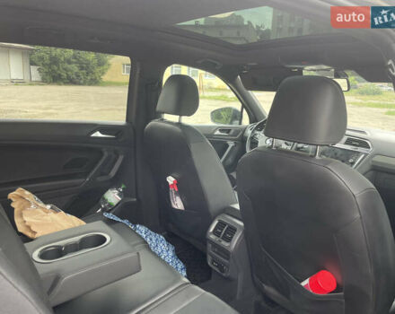 Серый Фольксваген Тигуан, объемом двигателя 1.98 л и пробегом 129 тыс. км за 23000 $, фото 8 на Automoto.ua