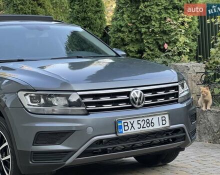 Серый Фольксваген Тигуан, объемом двигателя 1.98 л и пробегом 28 тыс. км за 17800 $, фото 20 на Automoto.ua