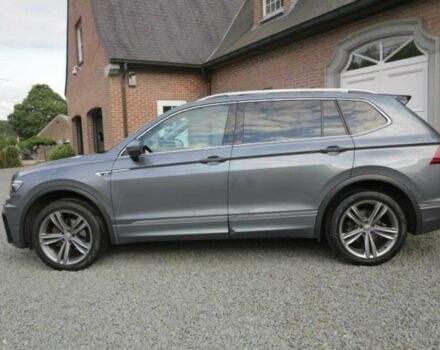 Сірий Фольксваген Тігуан, об'ємом двигуна 2 л та пробігом 35 тис. км за 21000 $, фото 3 на Automoto.ua