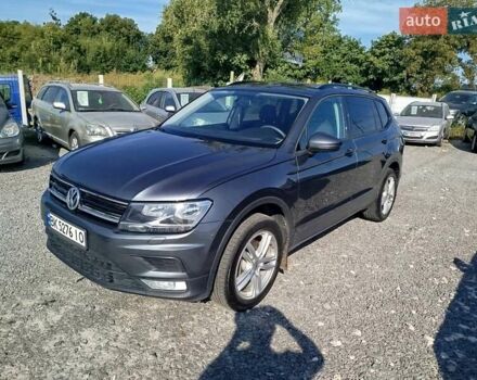 Сірий Фольксваген Тігуан, об'ємом двигуна 1.98 л та пробігом 86 тис. км за 17999 $, фото 4 на Automoto.ua