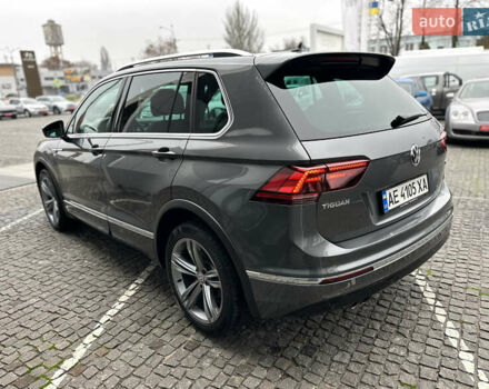 Серый Фольксваген Тигуан, объемом двигателя 1.97 л и пробегом 153 тыс. км за 27990 $, фото 13 на Automoto.ua