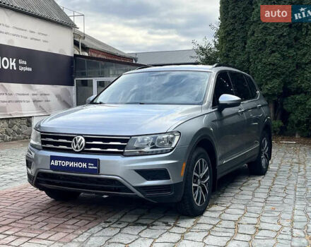 Серый Фольксваген Тигуан, объемом двигателя 1.98 л и пробегом 225 тыс. км за 17800 $, фото 7 на Automoto.ua