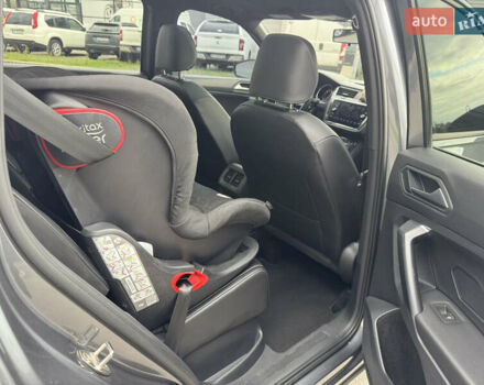 Серый Фольксваген Тигуан, объемом двигателя 1.98 л и пробегом 98 тыс. км за 24900 $, фото 8 на Automoto.ua