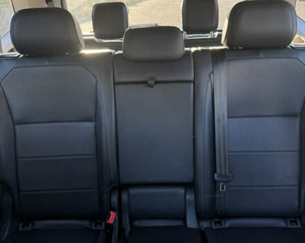 Сірий Фольксваген Тігуан, об'ємом двигуна 1.98 л та пробігом 156 тис. км за 18600 $, фото 6 на Automoto.ua