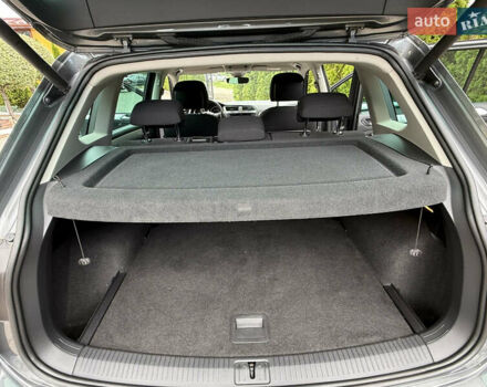 Сірий Фольксваген Тігуан, об'ємом двигуна 1.98 л та пробігом 250 тис. км за 25555 $, фото 68 на Automoto.ua