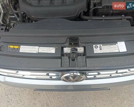 Серый Фольксваген Тигуан, объемом двигателя 1.98 л и пробегом 159 тыс. км за 19900 $, фото 13 на Automoto.ua