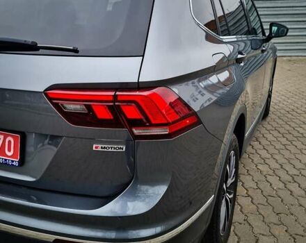 Серый Фольксваген Тигуан, объемом двигателя 2 л и пробегом 122 тыс. км за 20500 $, фото 6 на Automoto.ua