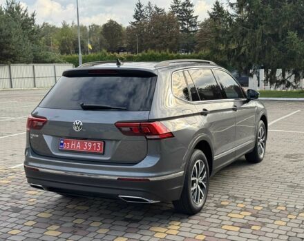 Серый Фольксваген Тигуан, объемом двигателя 2 л и пробегом 107 тыс. км за 19599 $, фото 8 на Automoto.ua