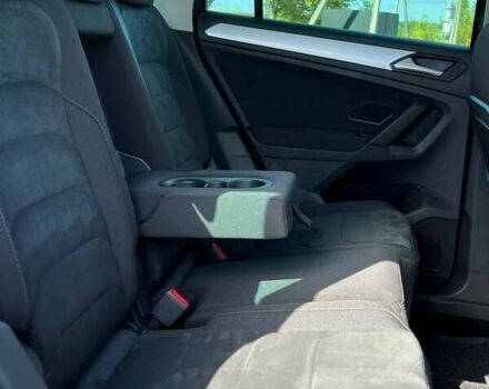 Сірий Фольксваген Тігуан, об'ємом двигуна 1.98 л та пробігом 231 тис. км за 22500 $, фото 26 на Automoto.ua