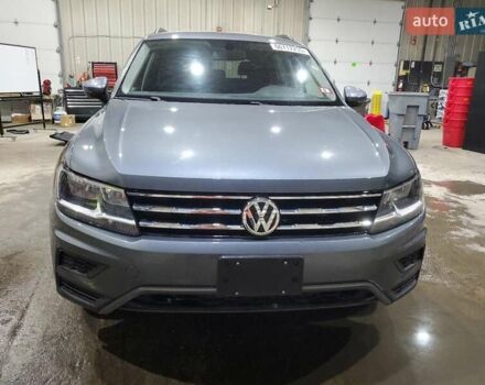 Серый Фольксваген Тигуан, объемом двигателя 1.98 л и пробегом 76 тыс. км за 6500 $, фото 4 на Automoto.ua