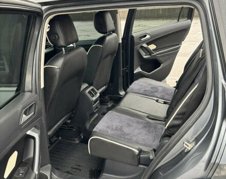 Серый Фольксваген Тигуан, объемом двигателя 2 л и пробегом 65 тыс. км за 18200 $, фото 15 на Automoto.ua