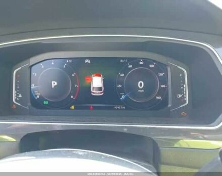 Серый Фольксваген Тигуан, объемом двигателя 2 л и пробегом 42 тыс. км за 5500 $, фото 6 на Automoto.ua