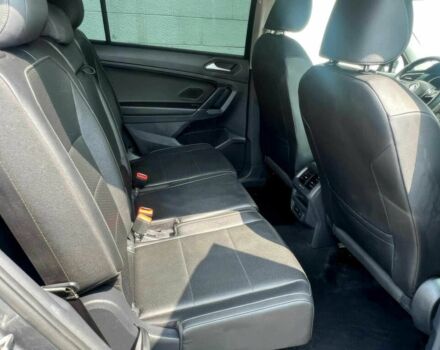 Серый Фольксваген Тигуан, объемом двигателя 2 л и пробегом 40 тыс. км за 8900 $, фото 10 на Automoto.ua