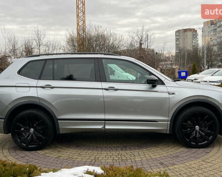 Серый Фольксваген Тигуан, объемом двигателя 1.98 л и пробегом 101 тыс. км за 23900 $, фото 8 на Automoto.ua