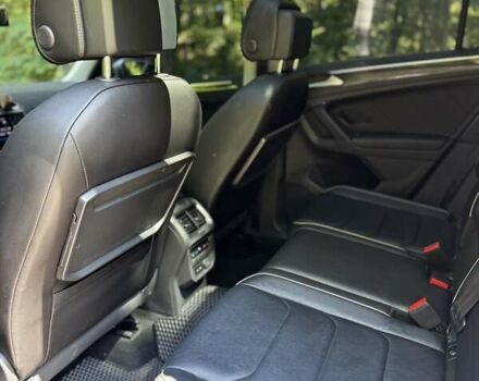 Серый Фольксваген Тигуан, объемом двигателя 1.98 л и пробегом 103 тыс. км за 31000 $, фото 26 на Automoto.ua