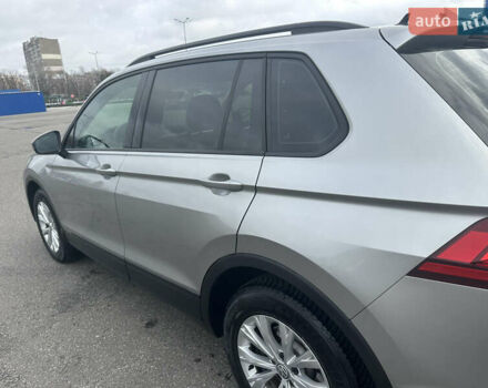 Серый Фольксваген Тигуан, объемом двигателя 1.97 л и пробегом 110 тыс. км за 24999 $, фото 45 на Automoto.ua