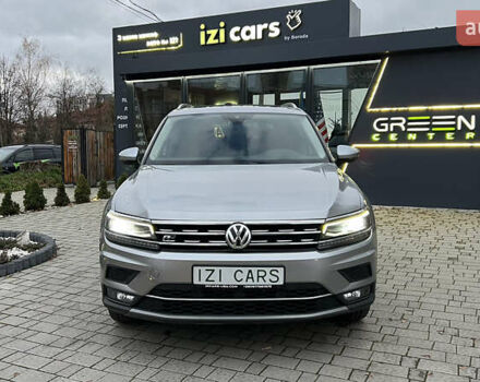 Серый Фольксваген Тигуан, объемом двигателя 2 л и пробегом 75 тыс. км за 29999 $, фото 1 на Automoto.ua